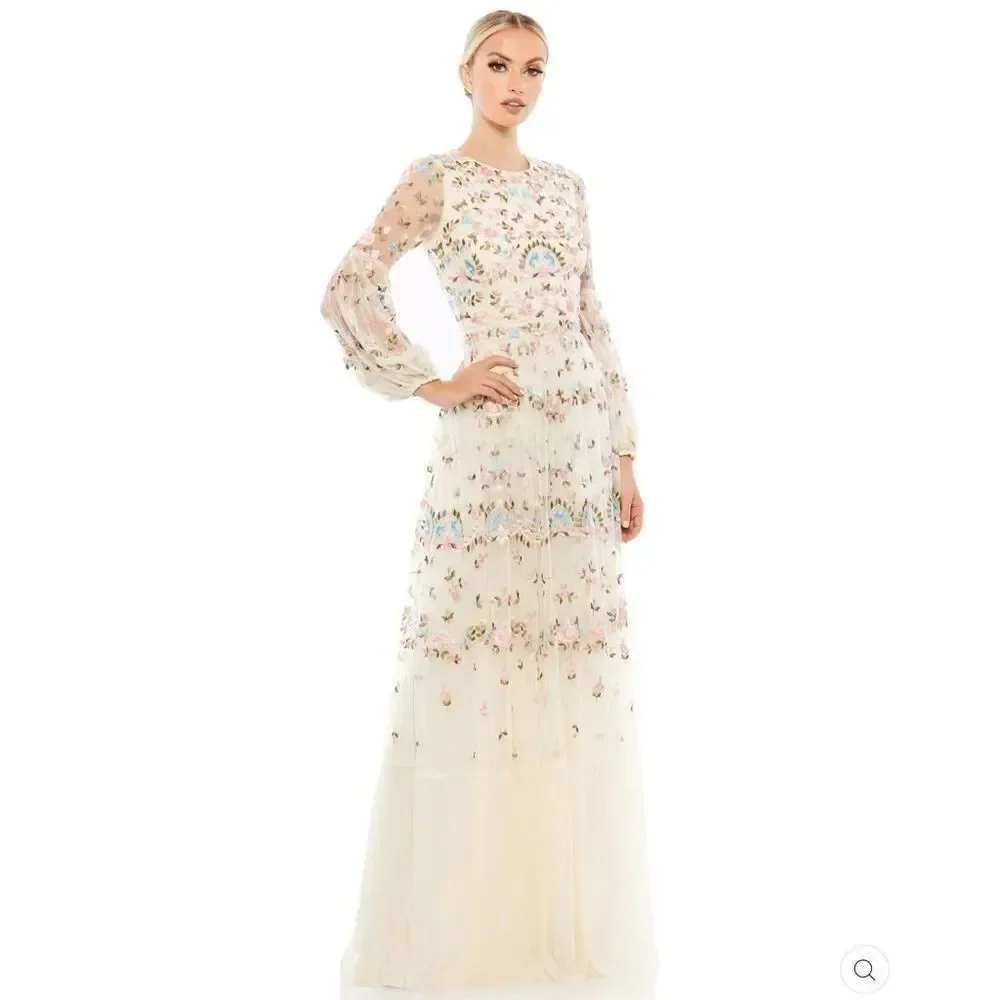 Mac Duggal details mac